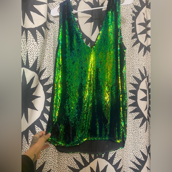 Free people tunic. Green and turquoise sequined. - Picture 2 of 3